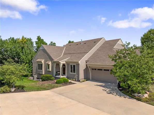 21234 W 115th Ter, Olathe, KS 66061