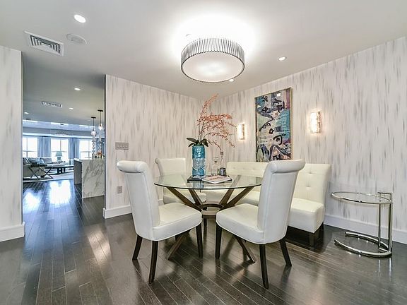 5th image of 300 Boylston St Unit 501