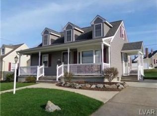 730 Magnolia Rd, Hellertown, PA 18055