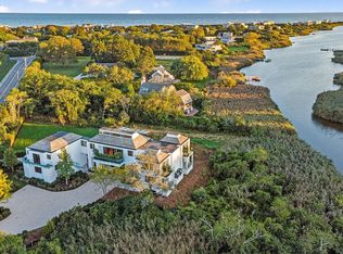1076 Ocean Rd, Bridgehampton, NY 11932