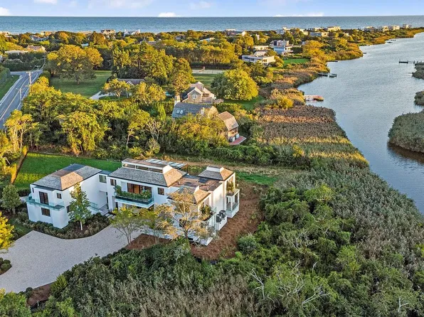 1076 Ocean Rd, Bridgehampton, NY 11932