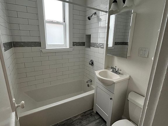 5th image of 38 Hemenway St #A24