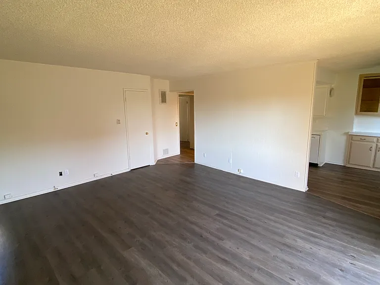 3520 Mentone Ave #5 — Photo 11