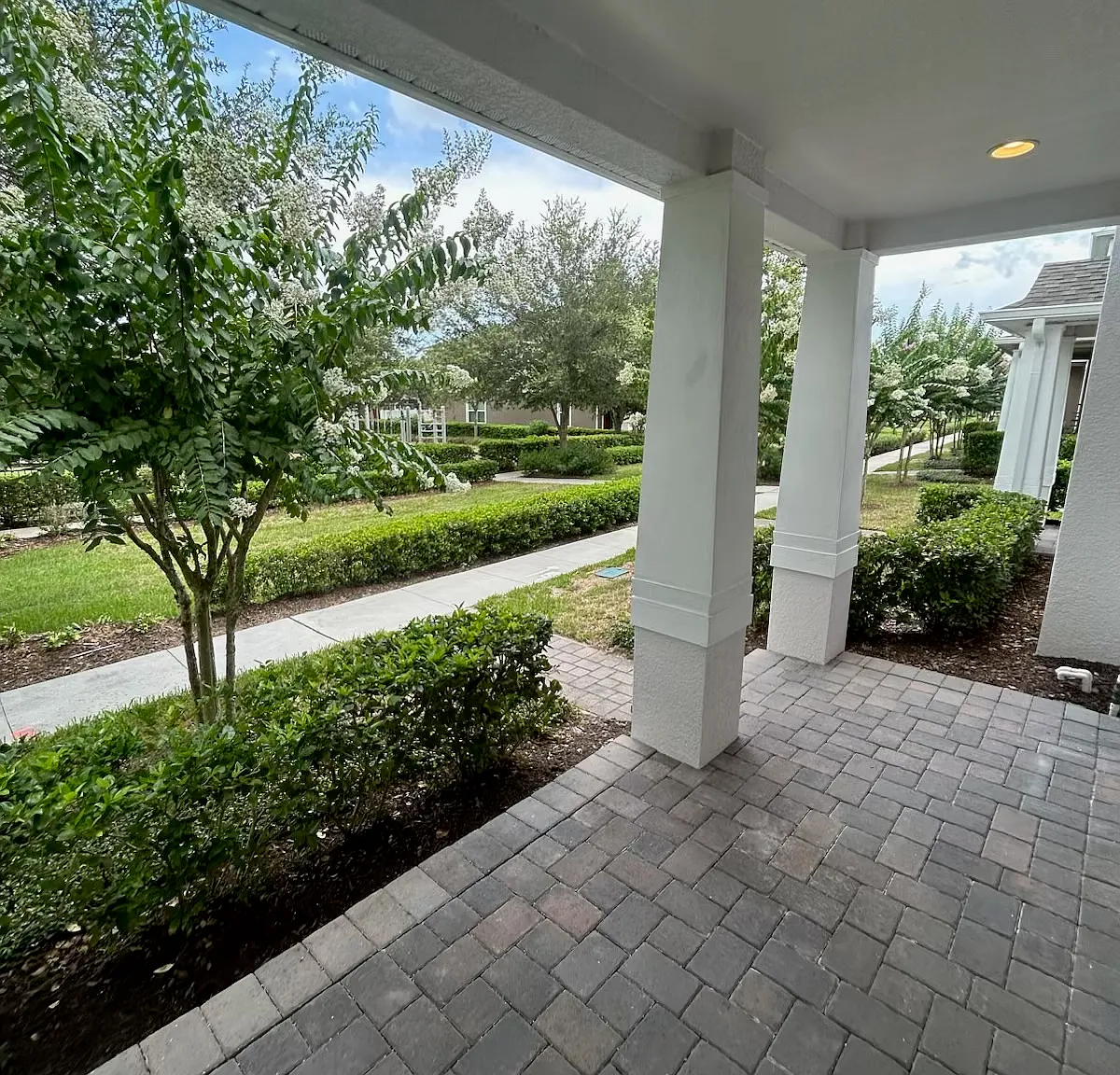 3 bed, 1868 sqft, $2,750 — Photo 2