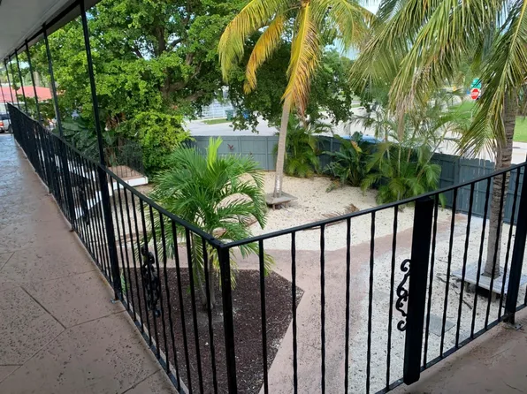 600 NE 46th Ct #4, Fort Lauderdale, FL 33334