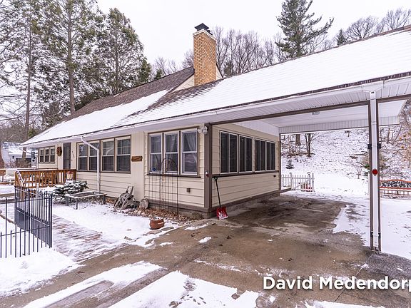 5th image of 4105 Lake Harbor Rd