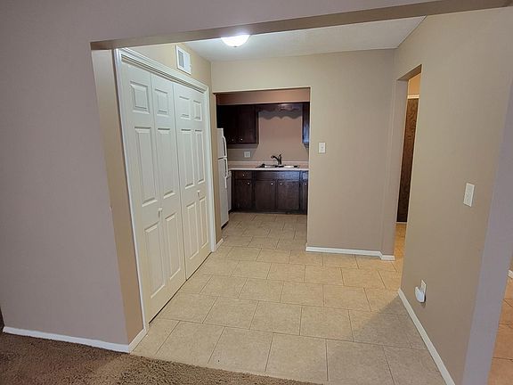 2nd image of 2600 S 70th St #21
