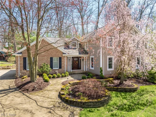 6713 Ponteberry St NW, Canton, OH 44718