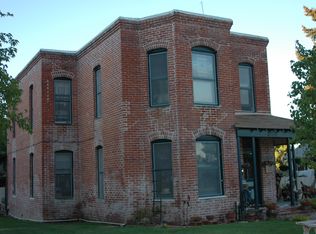 305 14th St, Paso Robles, CA 93446