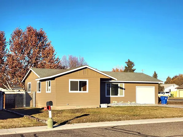 107 NE 14th Dr, Fruitland, ID 83619