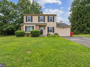 580 Cavalcade Ln, Warminster, PA