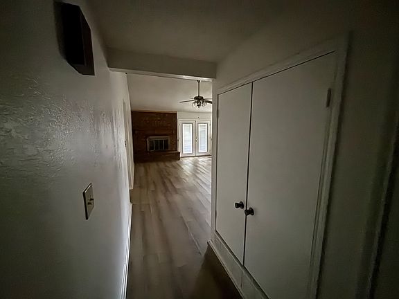 2nd image of 5916 Birchill Rd