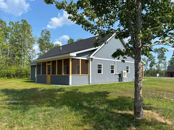 1 Little River Drive Extension, Belfast, ME 04915