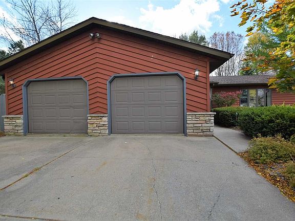 2nd image of 2766 Woodstock Ct