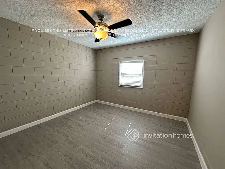 1016 Pioneer Dr — Photo 8