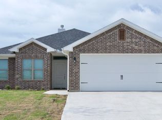 1403 Del Mar Dr, Sherman, TX 75092
