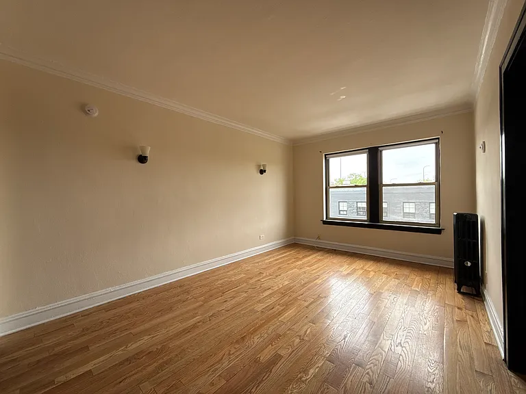 3945 N Pulaski Rd #207 — Photo 2