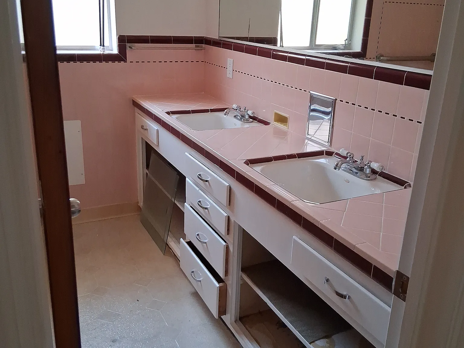 3 bed, $3,600 — Photo 4