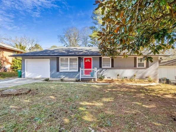 4770 Ridgewood Dr, Forest Park, GA 30297