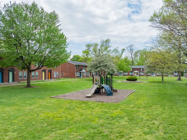 Carpenter Apartments