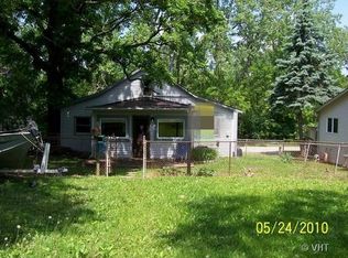 92 Ash St, Lake Zurich, IL 60047