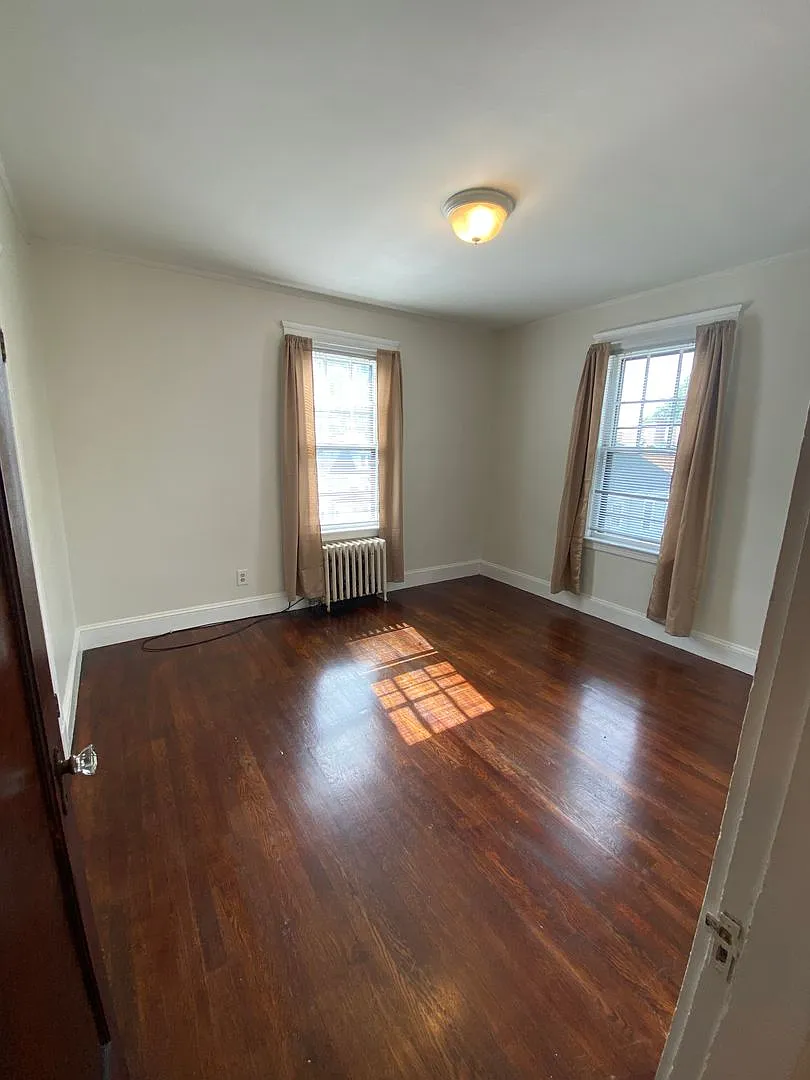 106 Kenoza Avenue — Photo 4