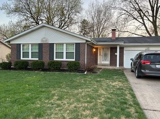2421 Westminister Dr, Saint Charles, MO 63301