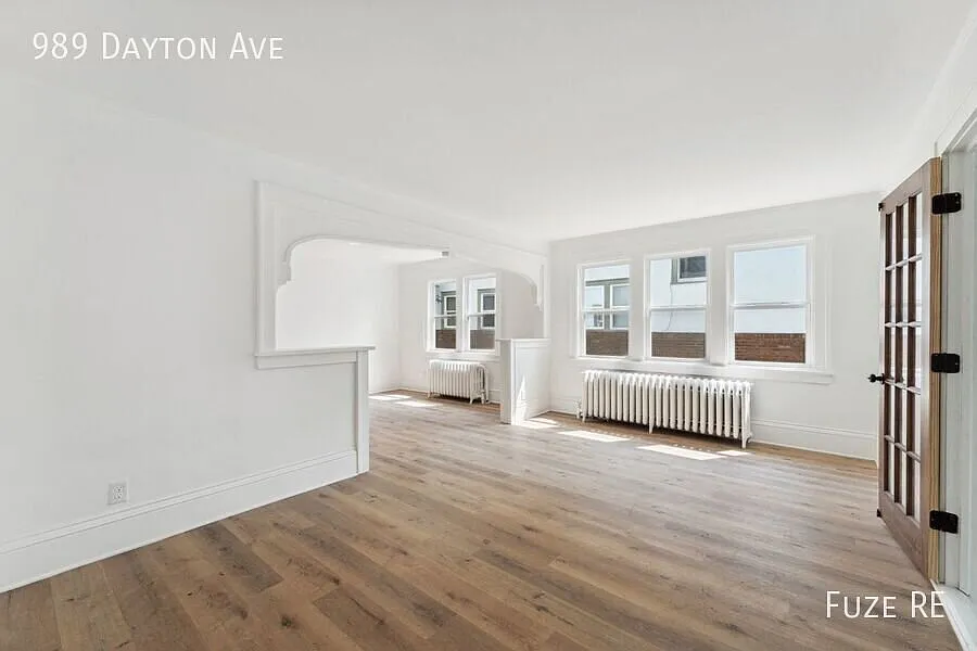 Beautifully Updated 3-Bedroom in St. Paul Available Now! — Photo 3