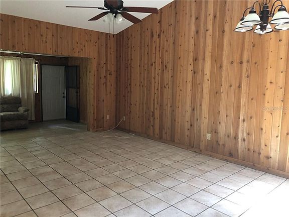 3rd image of 7820 Richwood Dr