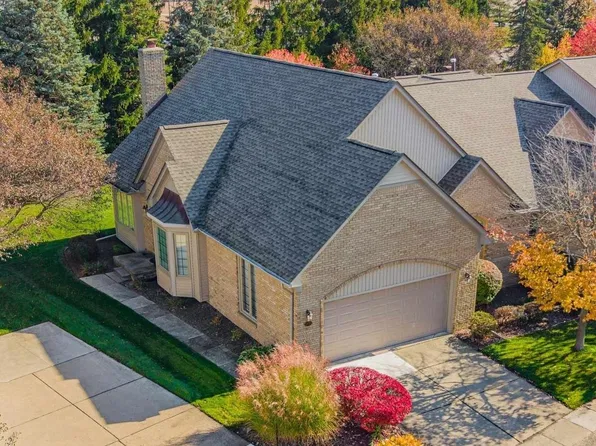 54744 Cambridge Dr, Shelby Township, MI 48315