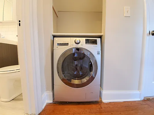 Rented by Living New York | media 33