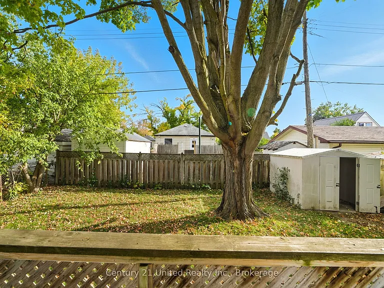 559 Hamilton St — Photo 41