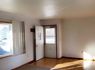 408 S 8th St, Dunlap, IA 51529