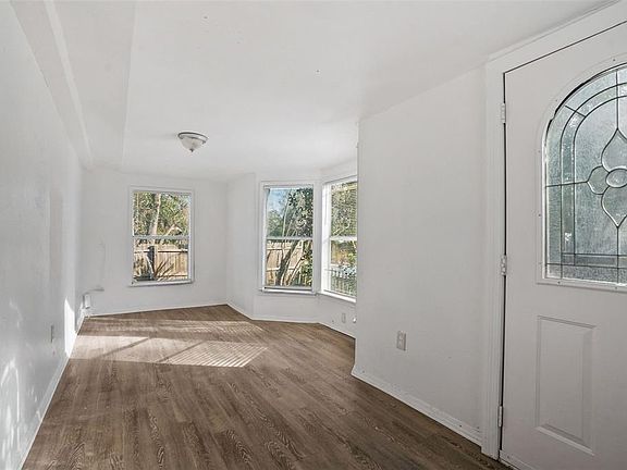 2nd image of 10205 Burton St