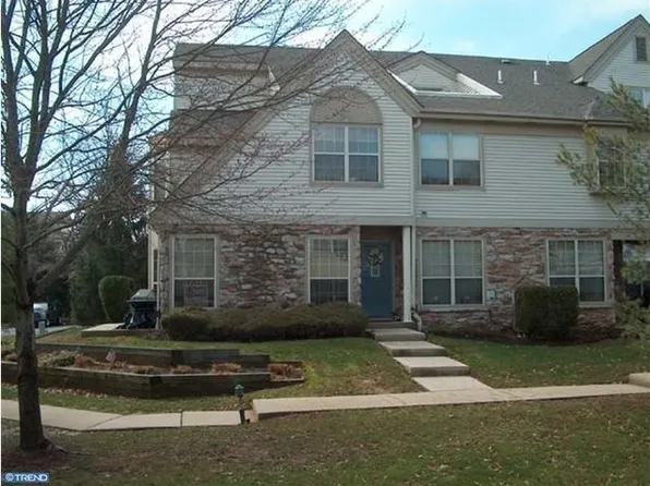 1308 Foxmeadow Cir Building 13, Royersford, PA 19468