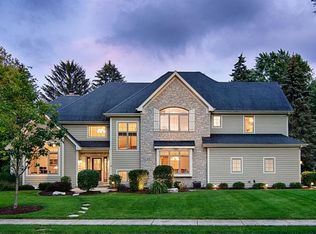 870 Lilac Ln, Naperville, IL 60540