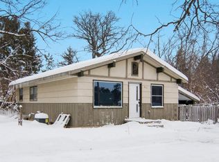 877 Parsons Rd, Traverse City, MI 49686