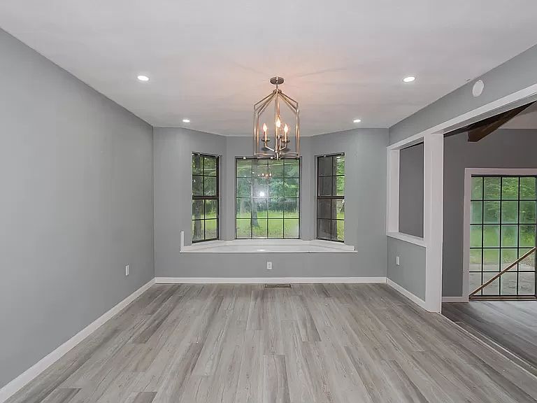 1st image of 53 Single Oaks Dr
