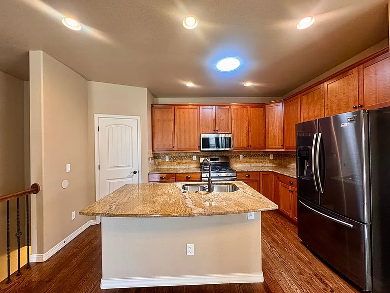 8475 Glen Carriage Grv — Photo 6