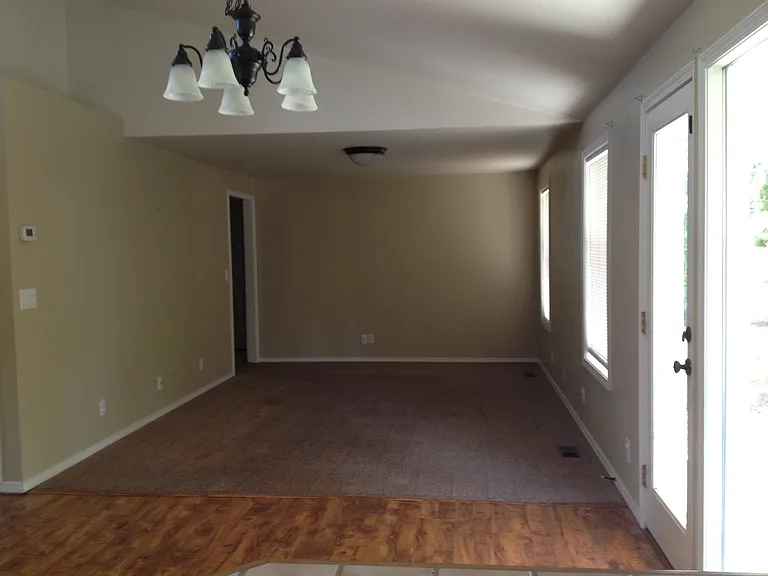 2135 N Monaco Way — Photo 6