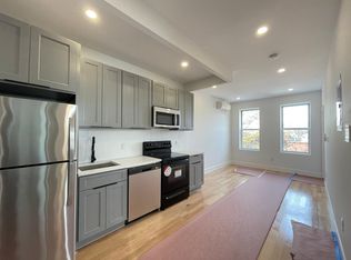 1652 Norman St #2F, Ridgewood, NY 11385