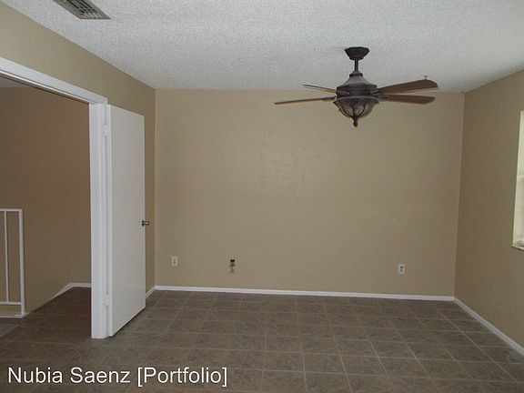 4th image of 2103 Whitewood Ct