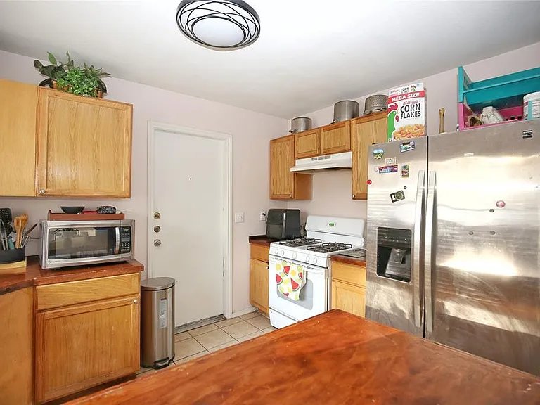 204 Deerfield Park Dr — Photo 7