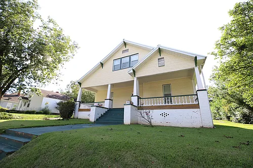 304 Boulevard Photo 1