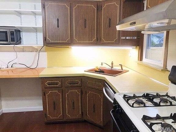 3rd image of 514 Wadleigh Ave