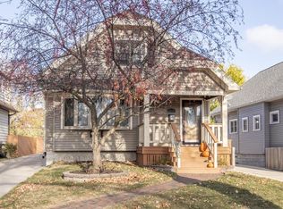 6530 W Revere Pl, West Allis, WI 53219