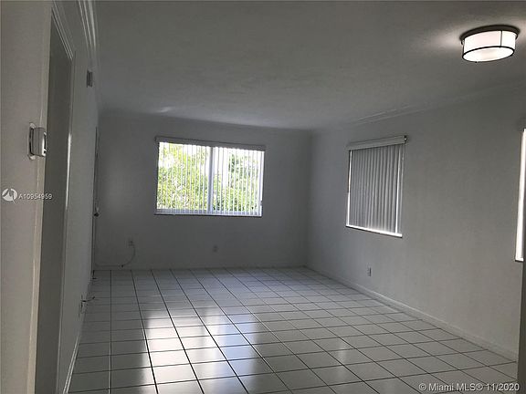 4th image of 240 Galen Dr APT 204
