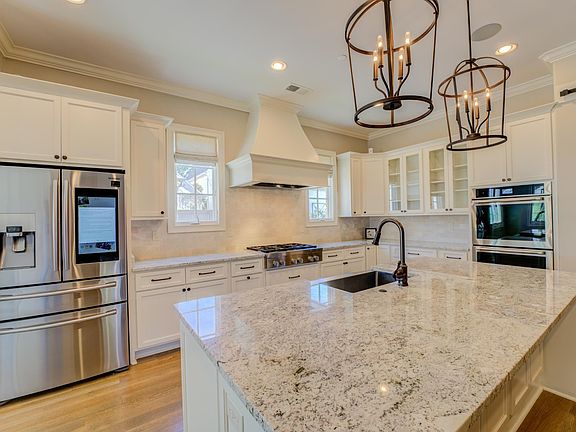 2nd image of 1695 Padington Park Ln