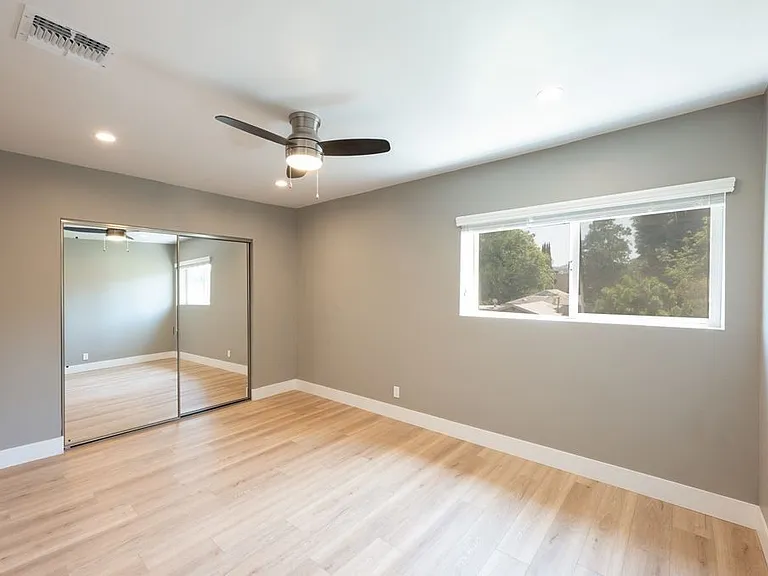 14857 Hartsook St #6 — Photo 37