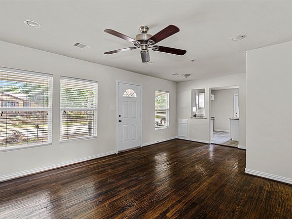 5th image of 624 E Ellen Ave